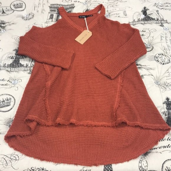 Blu Pepper Cold Shoulder Knit Top - Picture 3 of 5